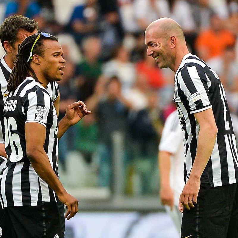 Footballtweet's tweet photo. 🎙️ Zinedine Zidane: “At Juventus, Edgar Davids wanted us to play in the neighborhoods. I would tell him that we trained every day and that we couldn't go and play with young people on the streets. 

So he would tell me 'You've changed! You don't remember where you lived and what you used to do.’ 

So, once or twice, I went with him. But he did it very often. It was impressive because we had fun, but it was also crazy to go, after training, to play on the tarmac with young people. He did it very, very often.”