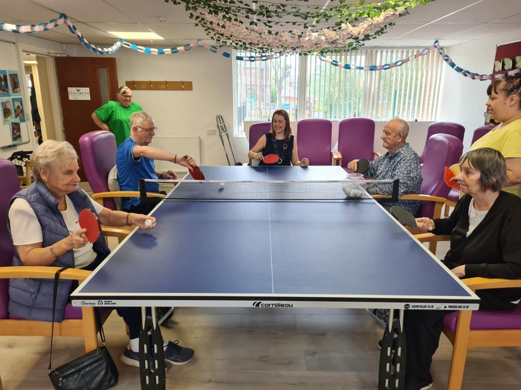 Great to visit @AgeUK_Barnsley this morning to see their new Elizabeth Activity and Care Centre, which offers everything from beauty treatments to choir, bingo and quizzes. It was lovely to meet with staff and residents, and even have a game of sit down table tennis!