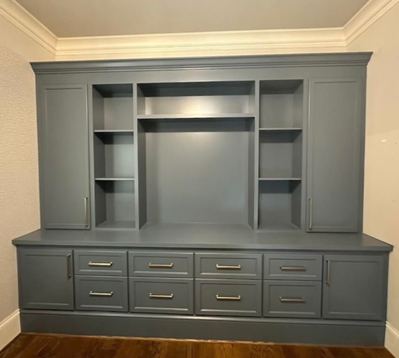 CCFFcompany's tweet photo. Do you need storage in your home? A custom bookcase could be the perfect solution for you ποΈ DM us for more information and design ideas!
#custom #bookcase #storage #remodel #style #interiordesign
#remodeling #bookcaseinspo #bookcasegoals #carpenter #custombuild https://t.co/n6BphQt93g