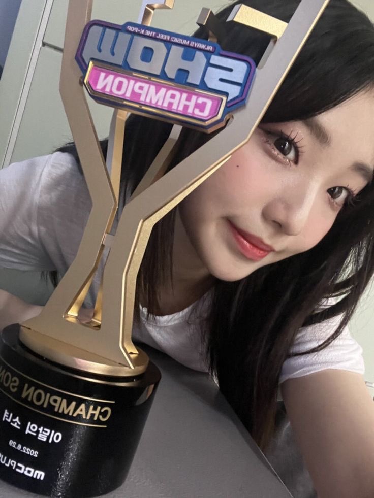 urteyvatsite's tweet image. 𝙴stoy escuchando #𝘁𝘄𝗶𝗻𝗸𝘀𖤣𝑠wee𝐭𝖘ingᥣᥱ llena de felicidad porque esto me genera #𝑐𝑎𝑛𝑑𝑦໒show𝐜͟𝐚͟𝐬͟𝐞 quiero mas canciones dulces como esta, para asi pasar toda la tarde candando 𝚢ou are my candy pop pop.

𝕢i𝚡ing’𝑠 𝄞 ˖ ࣪ ◌ 𝚢(u)𝚑en𝚐  #𝙰de ⛤