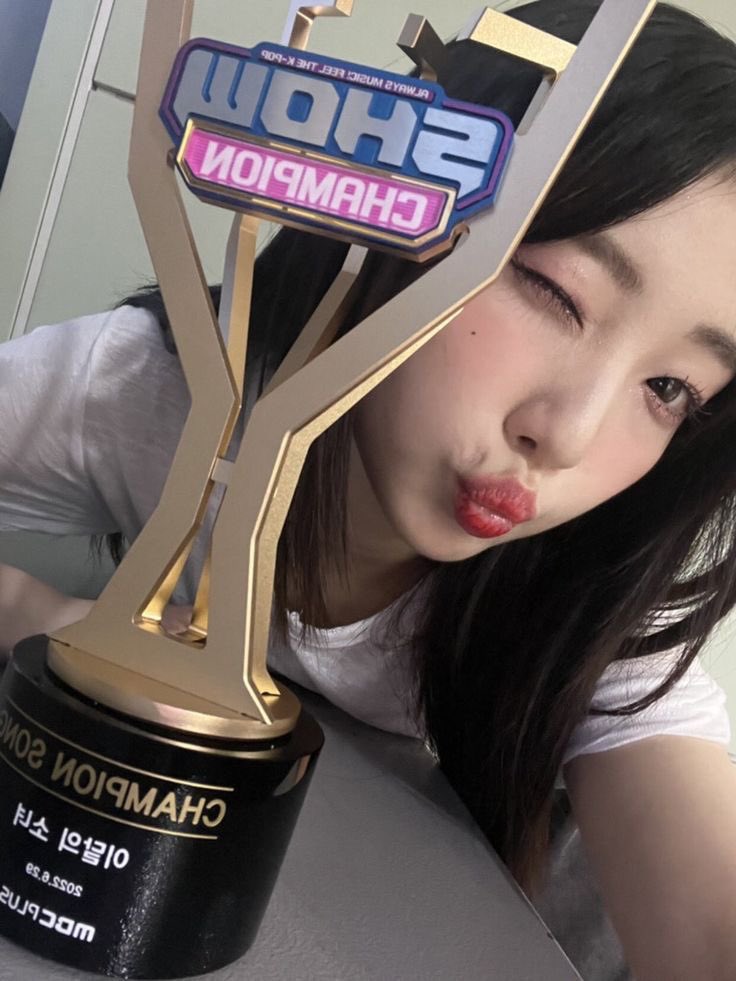 urteyvatsite's tweet image. 𝙴stoy escuchando #𝘁𝘄𝗶𝗻𝗸𝘀𖤣𝑠wee𝐭𝖘ingᥣᥱ llena de felicidad porque esto me genera #𝑐𝑎𝑛𝑑𝑦໒show𝐜͟𝐚͟𝐬͟𝐞 quiero mas canciones dulces como esta, para asi pasar toda la tarde candando 𝚢ou are my candy pop pop.

𝕢i𝚡ing’𝑠 𝄞 ˖ ࣪ ◌ 𝚢(u)𝚑en𝚐  #𝙰de ⛤