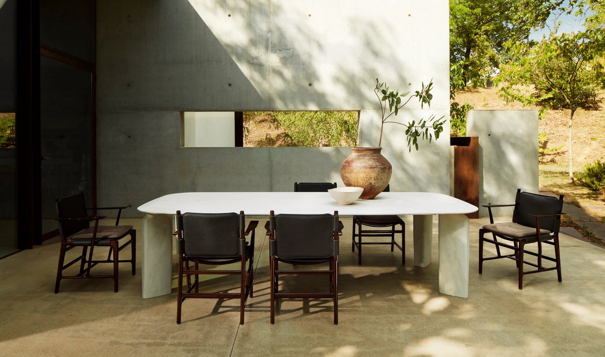 Born in the historic design district of Brianza, Exteta takes inspiration from the Italian art of living, to give life to beautifully crafted artworks.

Explore more on Artemest: artemest.com/magazine/the-a…

#Artemest #YesArtMatters #Outdoor #Furniture #ItalianDesign