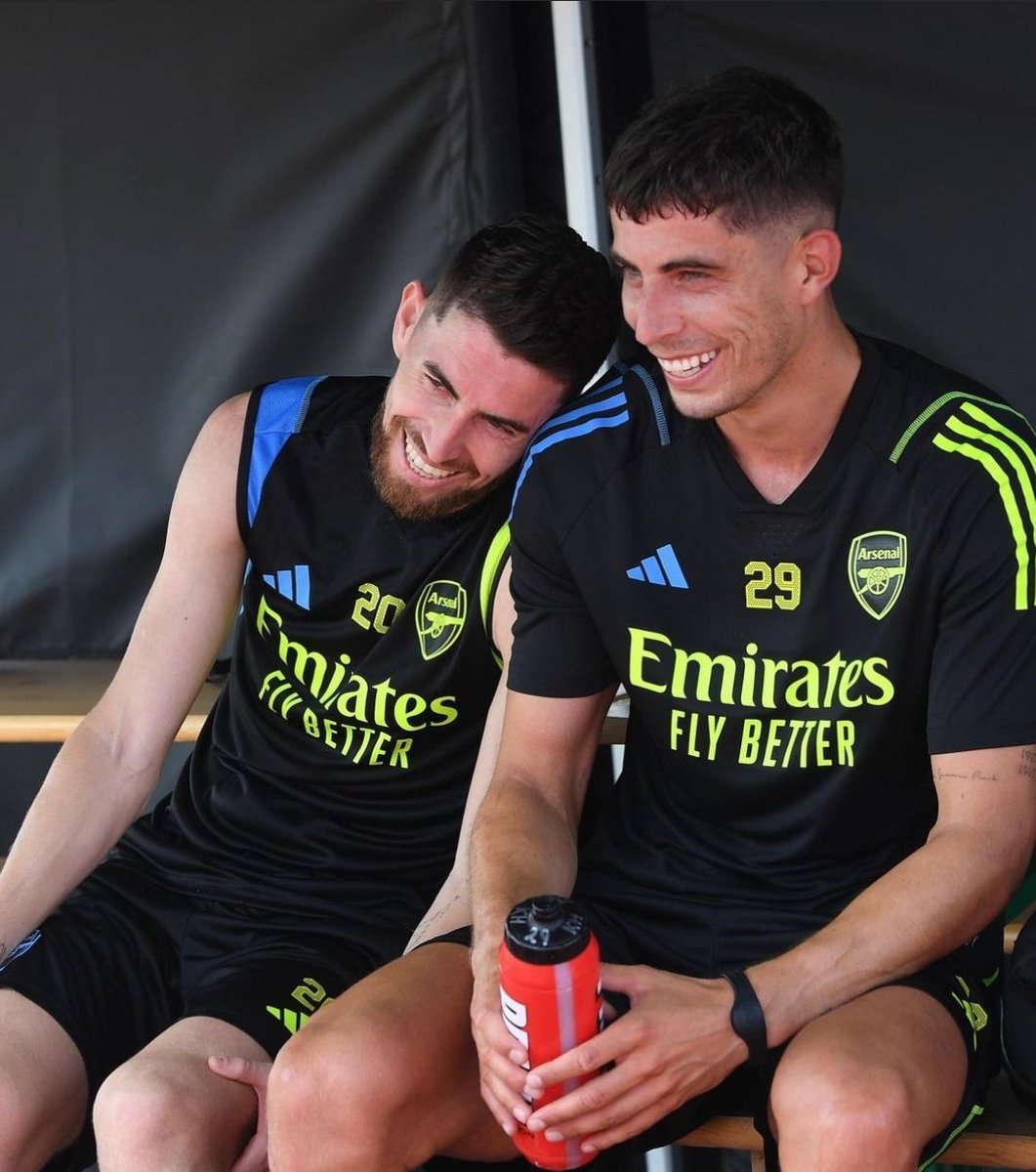 PoojaMedia's tweet photo. Good afternoon, Chelsea fans 🤪 https://t.co/YbY9wCzZgI