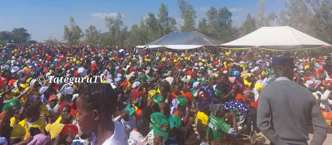 zanupf_patriots's tweet photo. Today, VP Dr CGDN met citizens at Chin'ai Primary School in Gutu East. ‼️ https://t.co/GmfOKlC2hh