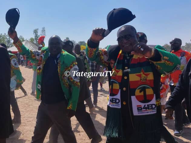 zanupf_patriots's tweet photo. Today, VP Dr CGDN met citizens at Chin'ai Primary School in Gutu East. ‼️ https://t.co/GmfOKlC2hh