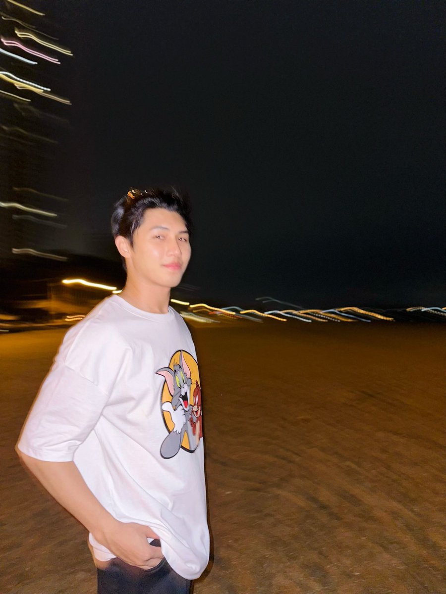 fourthphatcha's tweet photo. ไม่อยากติดตลกละ อยากติดเธอ https://t.co/COEzPKDEVq