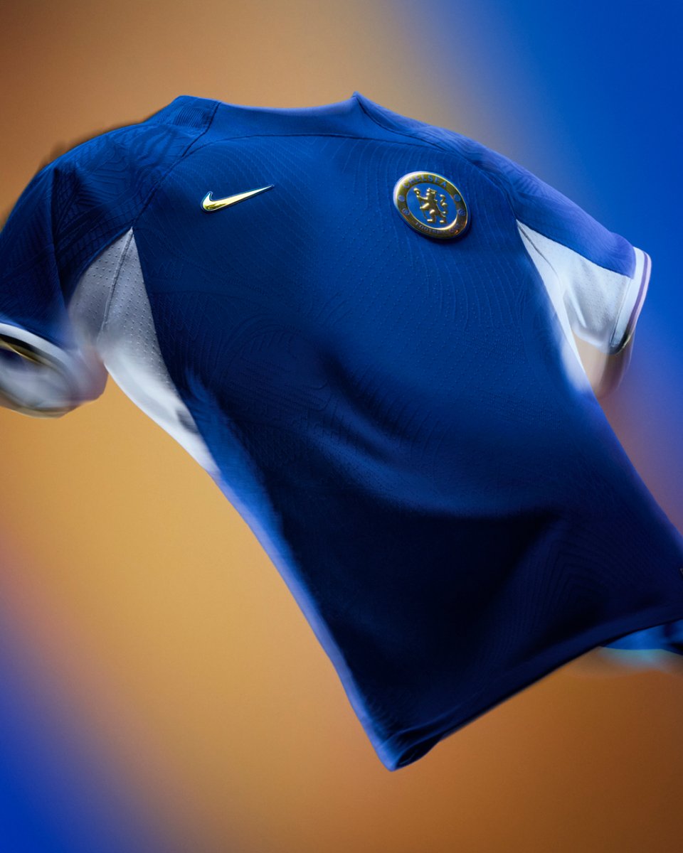 ChelseaFC's tweet photo. @nikefootball Sharp. ✊

#ItsA90sThing #ThePrideOfLondon https://t.co/UrJLhRxqBM