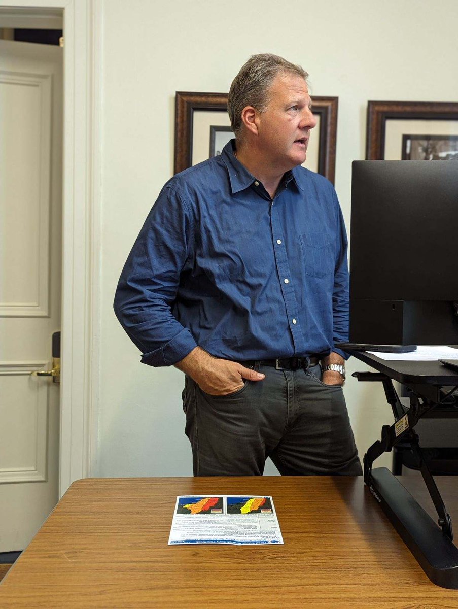 Chris Sununu tweet media