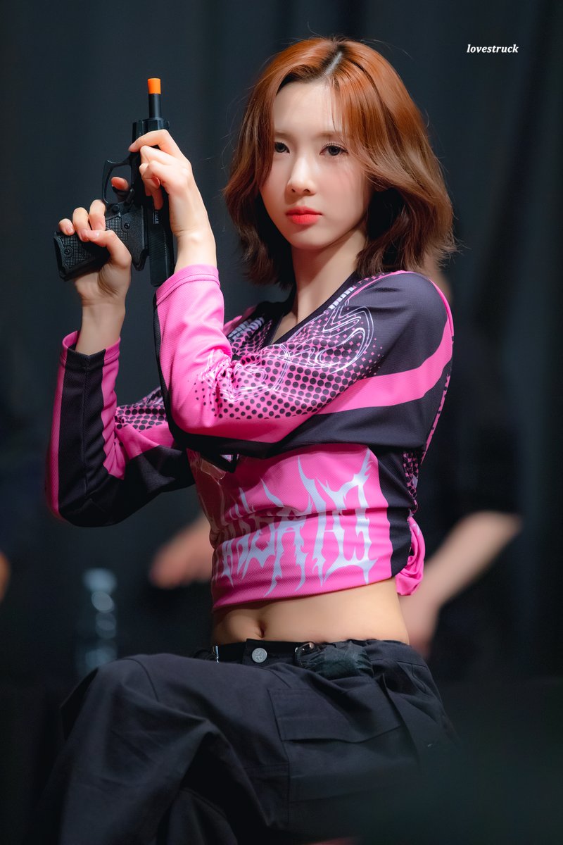 lovestruck_yh's tweet photo. 230609 🫡

#드림캐쳐 #유현 
#DREAMCATCHER #YOOHYEON

@hf_dreamcatcher https://t.co/68QMN7uQSz