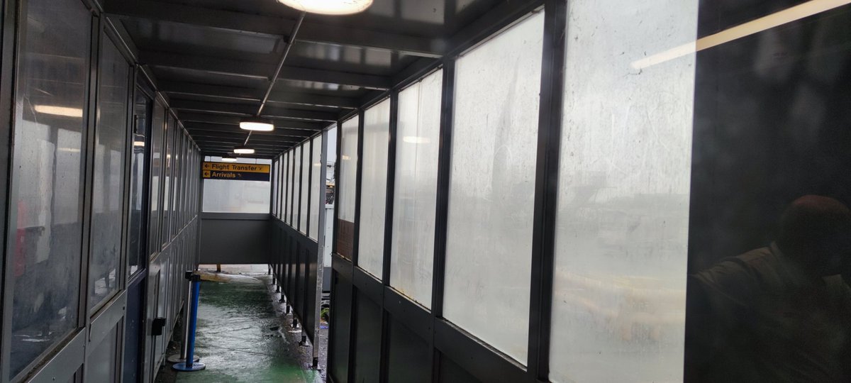 RichardBHodson's tweet photo. Have you ever thought about cleaning your windows @manairport? https://t.co/56vO3g2NFR