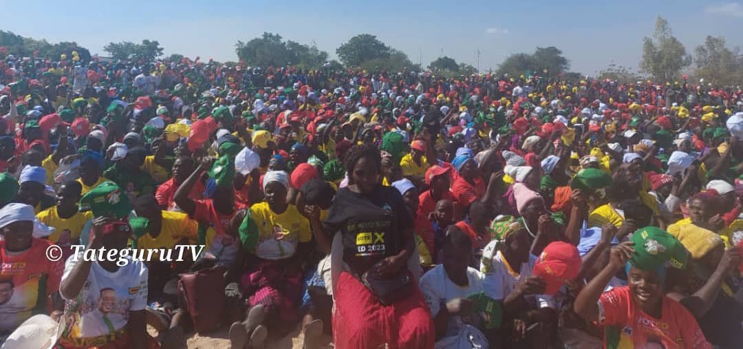 zanupf_patriots's tweet photo. Today, VP Dr CGDN met citizens at Chin'ai Primary School in Gutu East. ‼️ https://t.co/GmfOKlC2hh