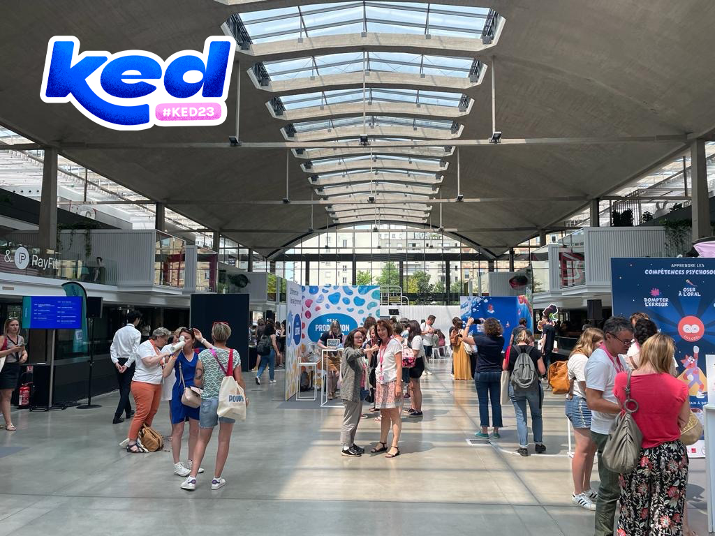 Une partie de la Lilyteam est en visite au KED ! L’occasion de retrouver quelques uns de nos formidables Lilyteachers qui font vivre Lilémø dans leurs classes. Ce fût un immense plaisir de vous voir ! #ked23 #lilyteachers #lilylearn #lilémø #apprendre #education #salon