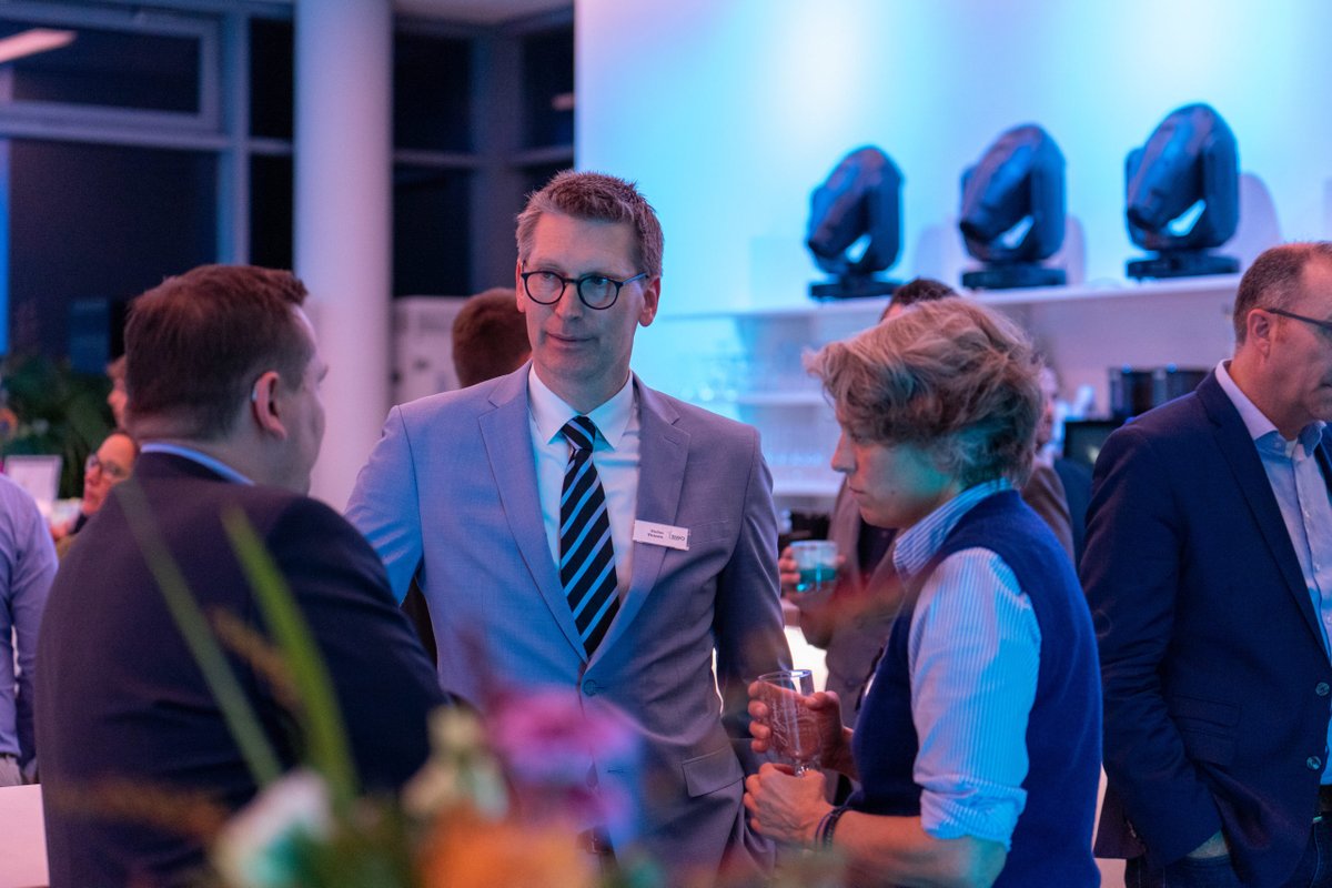 Jetzt zum BWO-Herbstfest anmelden! Bei Unfällen an Land kommt der Krankenwagen. Aber wie ist das auf hoher See? Wir zeigen Lösungen zur Offshore-Rettung auf dem 2. BWO-Herbstfest am 5.9. ab 17:30 im Alice Rooftop Garden Berlin. Hier anmelden👉bit.ly/Herbstfest2023