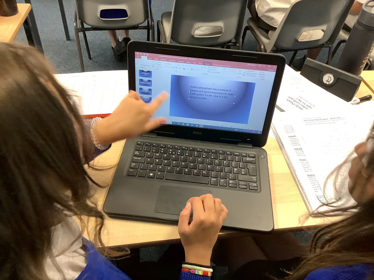 5JH_LPS's tweet photo. There was so much focus and hard work going on today as we begun creating power point presentations today to answer our question, “What makes Earth just right for life?” #LPSscience #LPSwriting #LPScomputing https://t.co/FvC5pzqBrz