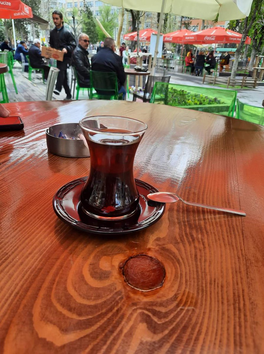 omer25can2525's tweet photo. İnsan gülerken bile
Gözlerinin ardında
Bir hüzün saklıyorsa
Ya yarası çok derindir
Ya da hikayesi çok uzaklarda👉❤️👈
Akşamınız huzurlu olsun 
Hayırlı Akşamlar https://t.co/EiyrORjrbd