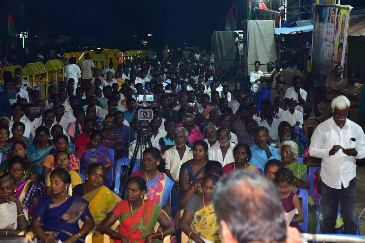 இராமநாதபுரம் மாவட்டம் சத்திரக்குடியில் புதிய தமிழகம் கட்சி சார்பாக பூரண மதுவிலக்கு குறித்த விளக்கப் பொதுக்கூட்டம் தலைவர் டாக்டர் அய்யா அவர்கள் தலைமையில் நடைபெற்றது. 

இக்கூட்டத்தில் எண்ணற்ற பெண்களும், ஆண்களும் கலந்து கொண்டு மது ஒழிப்பு உறுதிமொழி ஏற்றுக்கொண்டனர்.