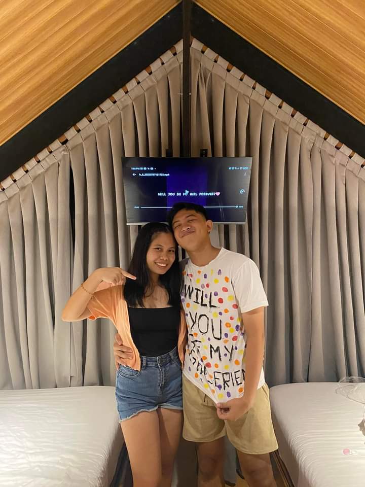 Trstn2323's tweet photo. She said yes❤️😚 https://t.co/UBENaCbBkW