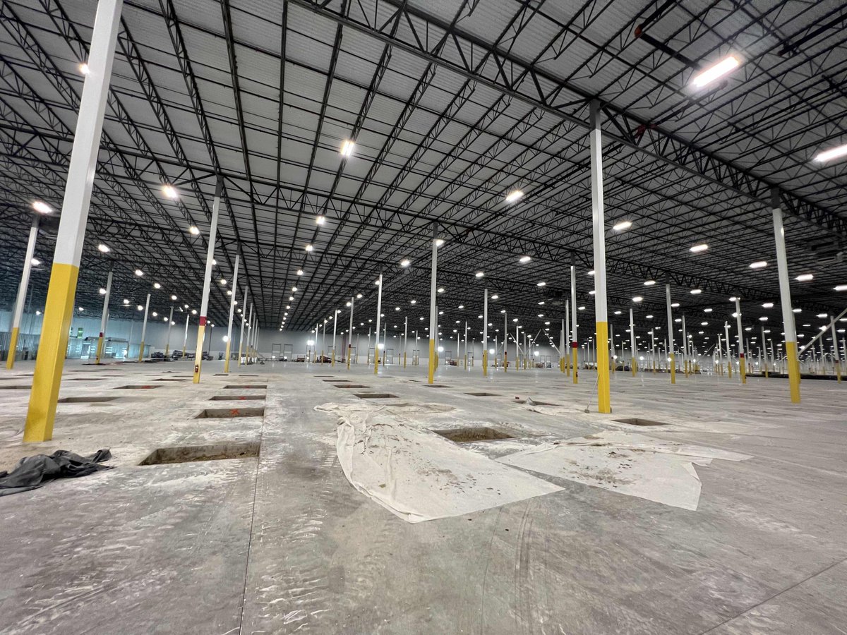 CWXcontracting's tweet photo. Photos from another #CWX #concrete project.
#concreteconstruction #commercialdevelopment #concrete #commercialconstruction #subcontractor #midwest https://t.co/uAKoBfeDau