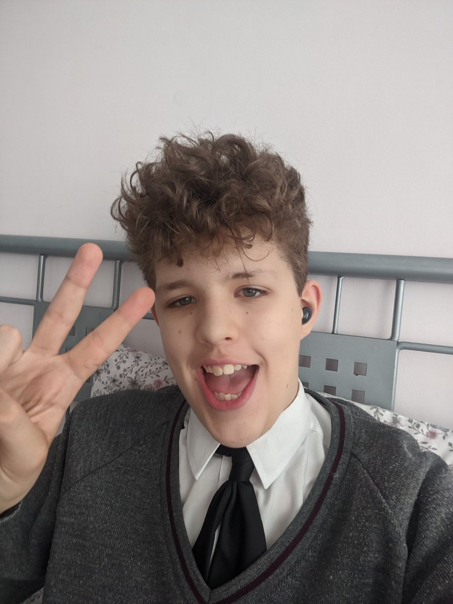 Stephen B tweet media