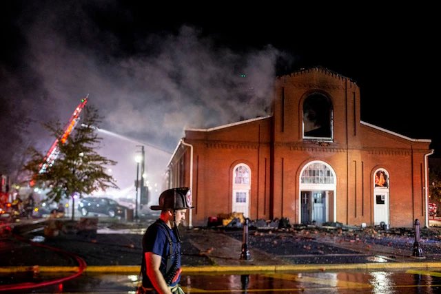 TheRealB_Evy's tweet image. RIP the Broad Street Market…. One of the few good things Harrisburg had left.