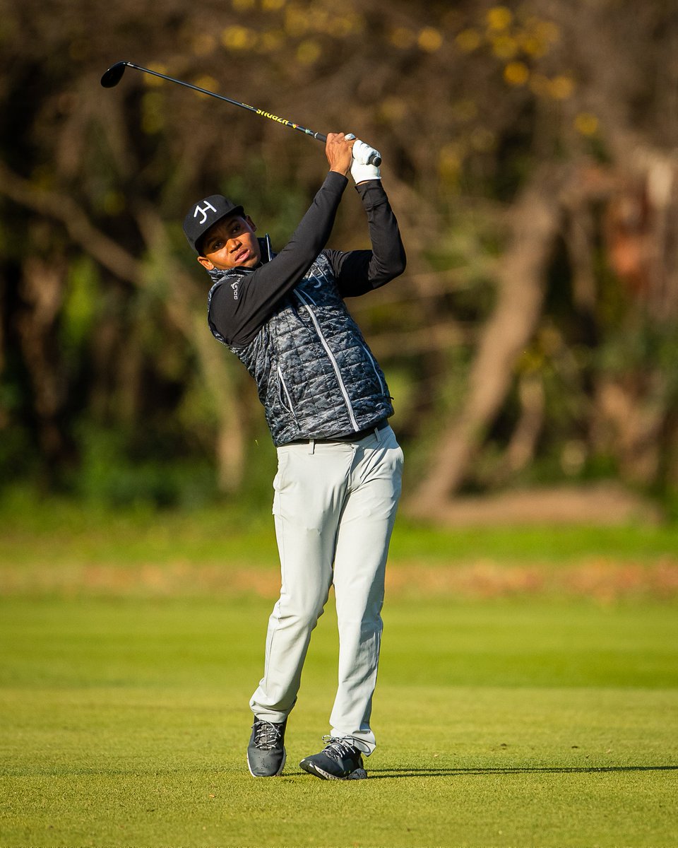 JacquinHess's tweet photo. My Round1 TeeTime in the #AltronBigEasyTour is 08h20 at #ReadingCountryClub #RobertsonWinery #Hoist #EagleTowersSA #TheTuxTailor #Load123 #Callaway #Gfore #Cutter&Buck #BSIGolf #GolfAds #Titleist #RobertsonGolfClub #JH #Golf #BeGreat https://t.co/KXMpF3eRVv