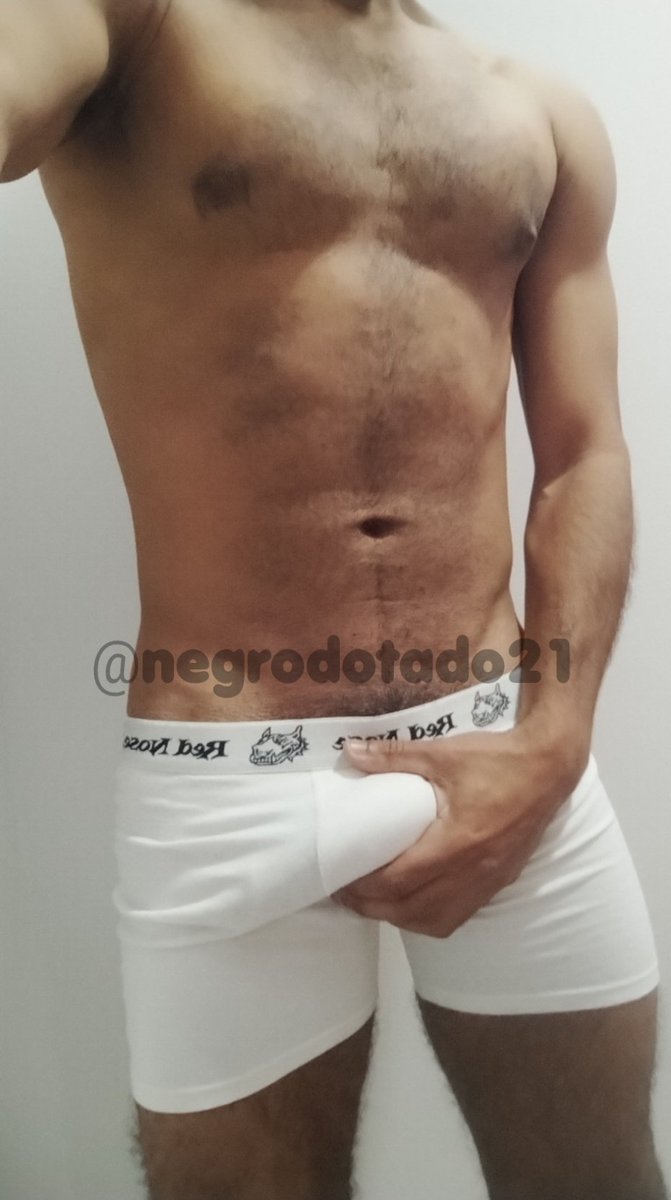 Negrodotado21's tweet photo. Bom dia. De cueca branca box hoje.
#PINTOAWARDS #PINTOSAWARDS #cuecabox #bigblackcock #paupreto #paugrosso https://t.co/WsEkhHSiGt