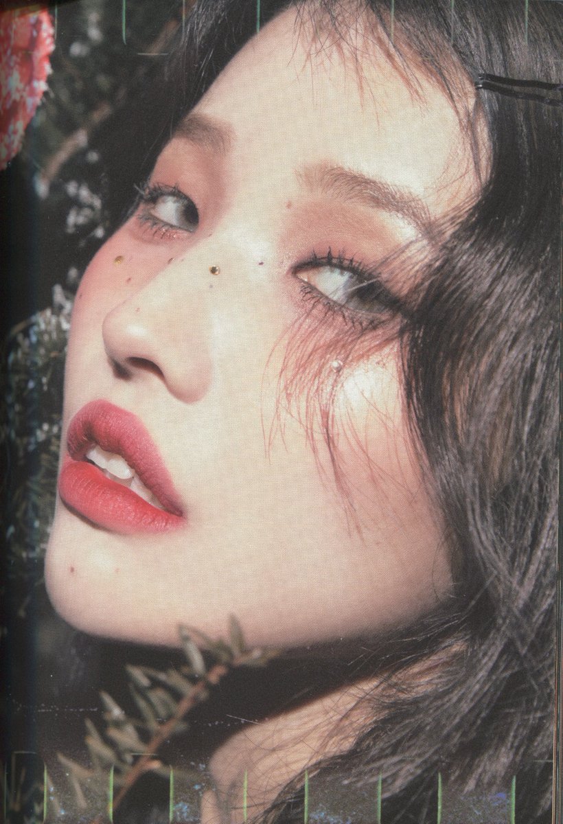 moongsilcloud's tweet photo. 무한한 시간을 사는 전솨얁한테는 끰믽니랑 죽음을 기약하는게 사랑인데 유한한 시간을 사는 끰믽니한테는 전솨얁이랑 영원을 기약하는게 사랑이라 둘이 엇갈리는 인어랑 인간의 사랑이야기가 보고싶다,, https://t.co/uztuutdGE3