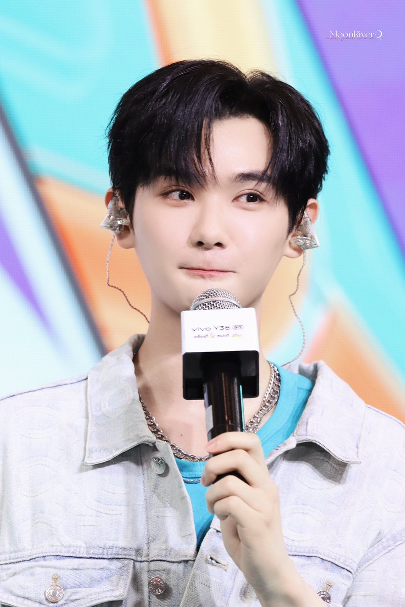 river_nineeee's tweet photo. 「20230710」vivo

守护脸颊肉😗😗
mochi mochi~

NNINE VIVO EVENT
@naninenai99
#นายท่านกรชิต 
#Gaoqingchen #高卿尘
#vivoY365G https://t.co/dYrDxYhalG