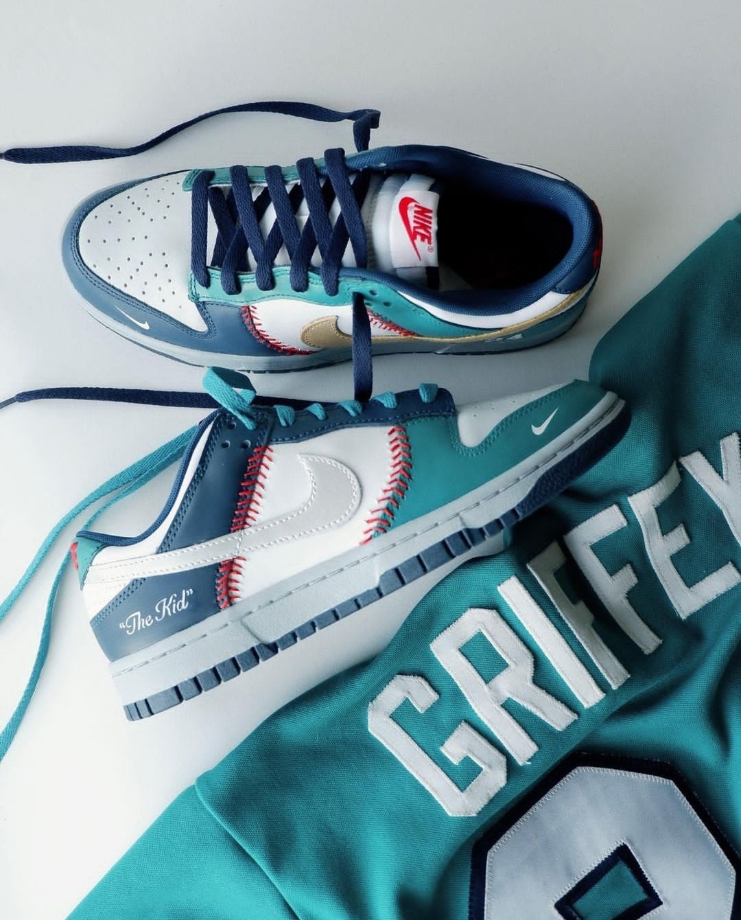 Ken griffey cheap jr nike shoes
