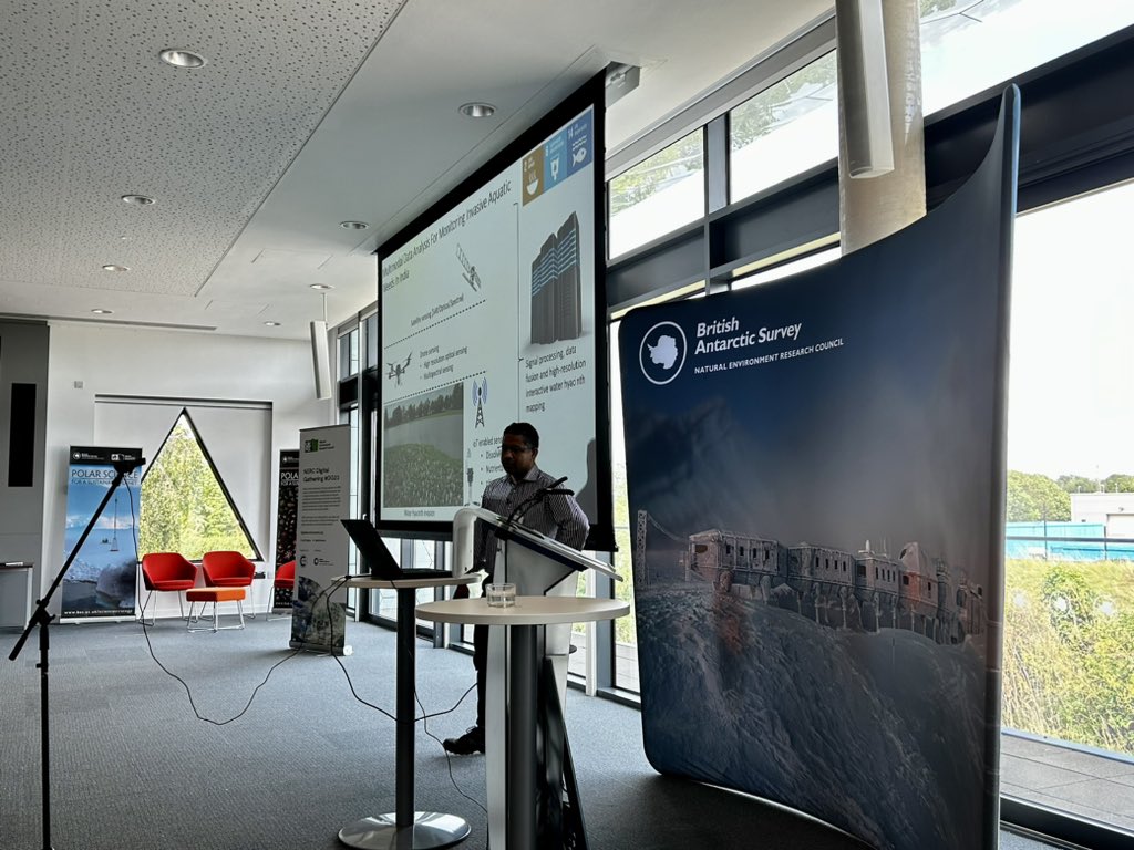 SPFDigiEnv's tweet photo. Hearing Dr Deepayan Bhowmik at #DG23 on ‘Multimodal Data Analysis For Monitoring Invasive Aquatic Weeds In India’ @SPFDigiEnv @NERCscience https://t.co/7JDPseOITJ