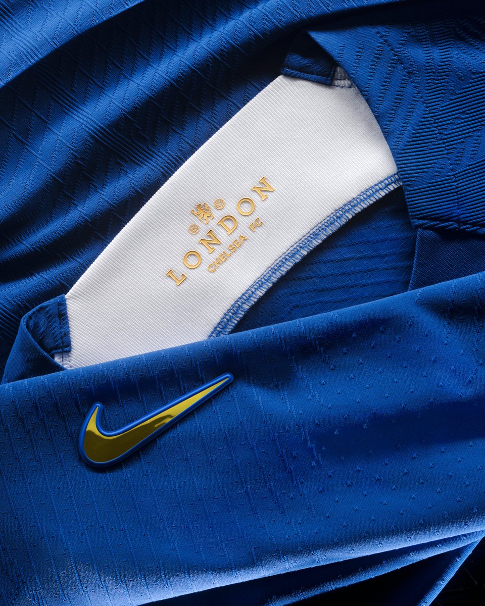 nikefootball's tweet photo. It’s a 90s thing. Pay tribute to the Pride of London’s ’97-’98 season with the
blue, white, and gold Chelsea FC Home 2023/24 shirt. Available to purchase in August.
@ChelseaFC 🤝 #NikeFootball https://t.co/riXsarAxsY