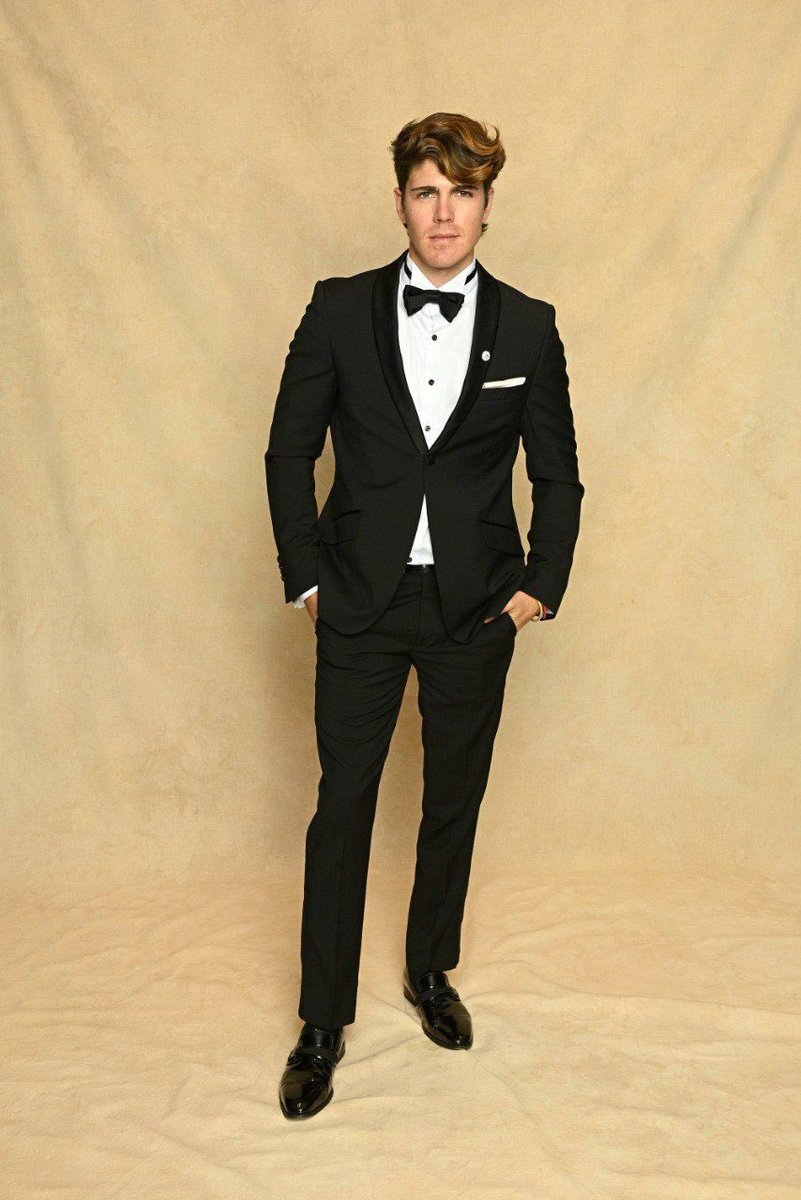 <a href="/marcosginocchio/">Marcos</a> En el podio de los mejor vestidos de la noche
<a href="/fabianzitta/">fabian zitta</a> 👌