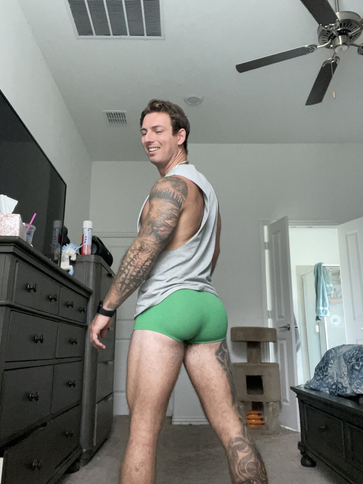 Connor Hart top 1% on Twitter: "Wanna cum with me?⬇️💦💦 https://t.co/jDMqn5zhvR" / Twitter