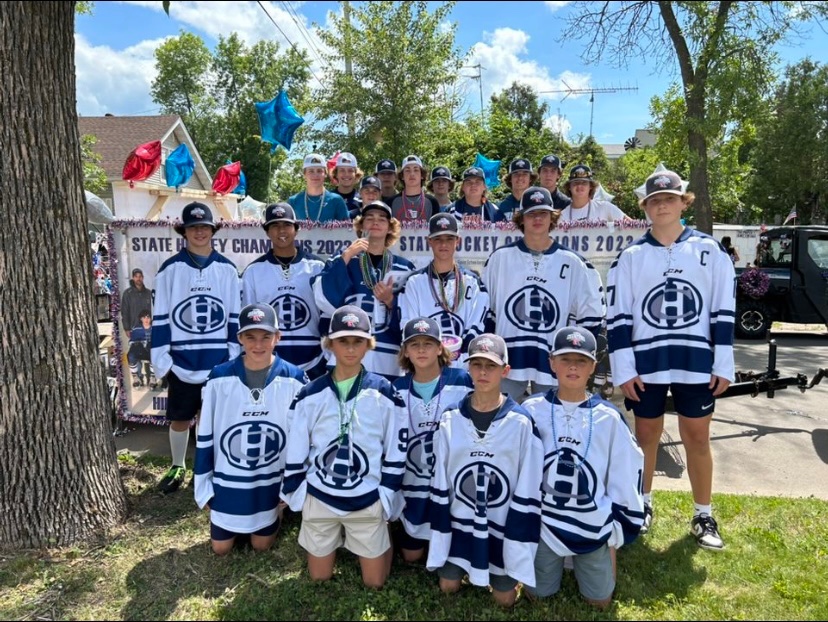 Hibbing/Chisholm Peewee A on Twitter "Final victory tour for the boys