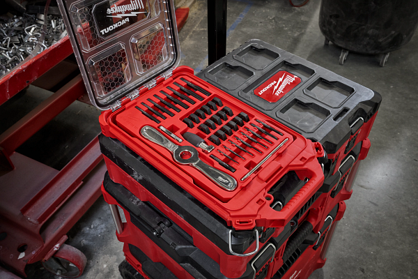 Tool Show tweet media