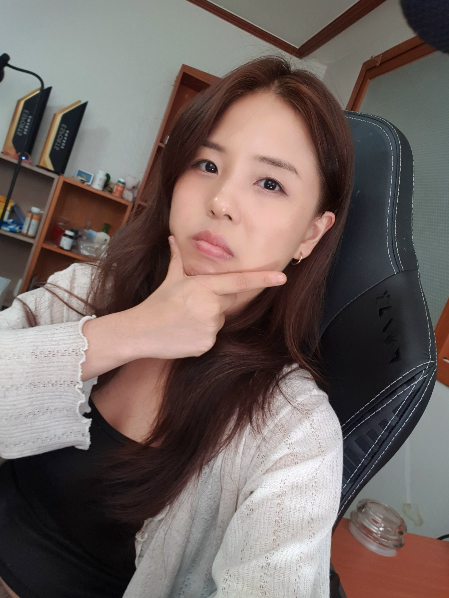 Ashley Kang On Twitter It s 5AM In Korea And I m Waiting For An katie-r