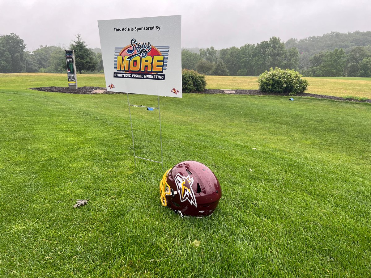 Alvernia Football (@alverniafb) on Twitter photo We would like thank @Signsandmore for helping make our 2023 Golf Outing a success, they even made the awesome signs! Go Golden Wolves! We would like thank @Signsandmore for helping make our 2023 Golf Outing a success, they even made the awesome signs! Go Golden Wolves!