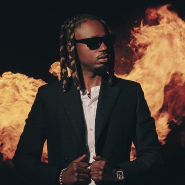 chart data (@chartdata) on Twitter photo .<a href="/LILUZIVERT/">Uzi London 🌎☄️💕®</a> ends the longest gap between #1 rap albums on the Billboard 200 this century.
The last #1 rap album was 30 weeks ago, <a href="/MetroBoomin/">Metro Boomin</a>'s 'HEROES & VILLAINS'. .<a href="/LILUZIVERT/">Uzi London 🌎☄️💕®</a> ends the longest gap between #1 rap albums on the Billboard 200 this century.
The last #1 rap album was 30 weeks ago, <a href="/MetroBoomin/">Metro Boomin</a>'s 'HEROES & VILLAINS'.