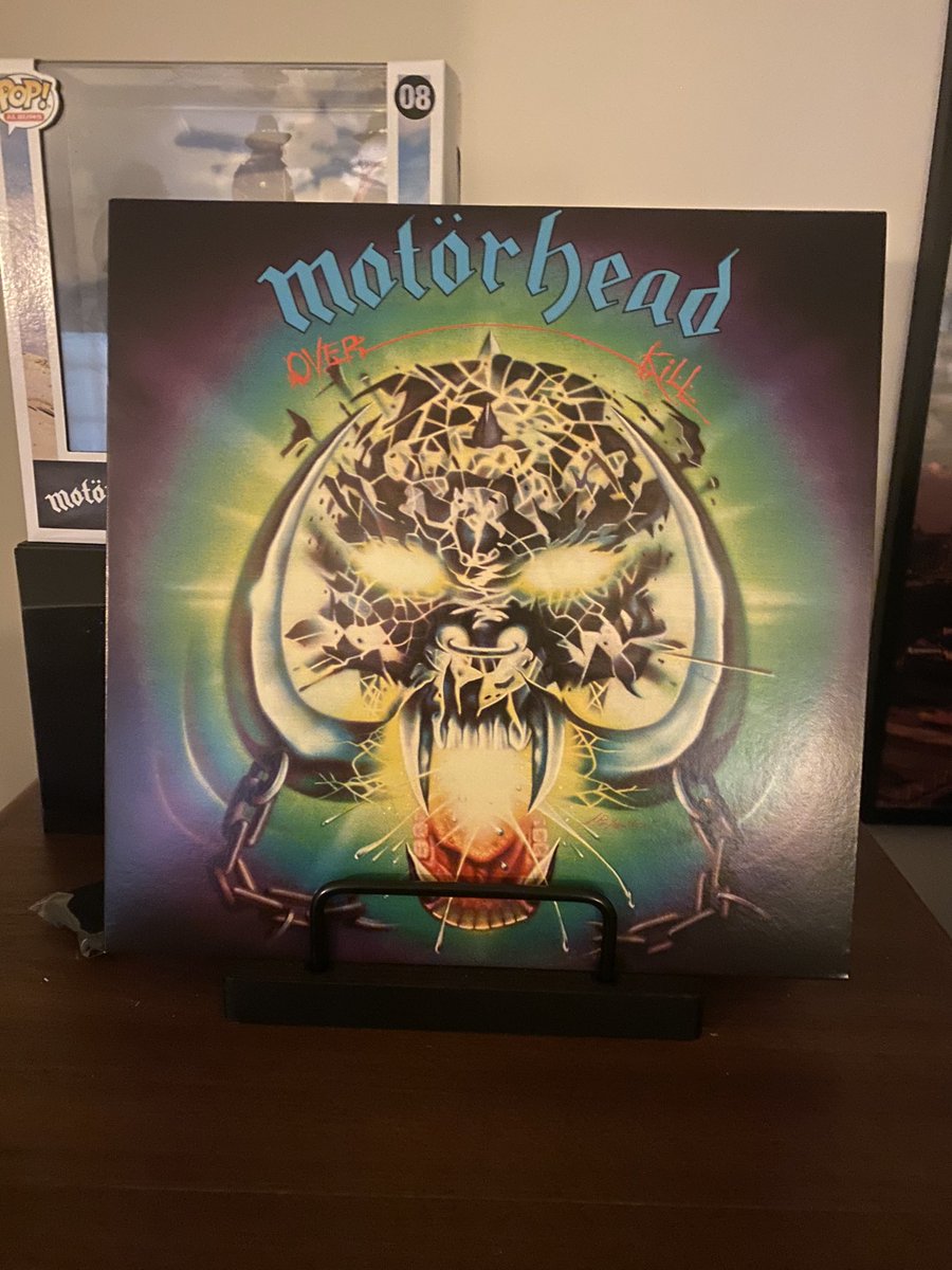 Now blasting 🤘🏼
#MotörheadMonday