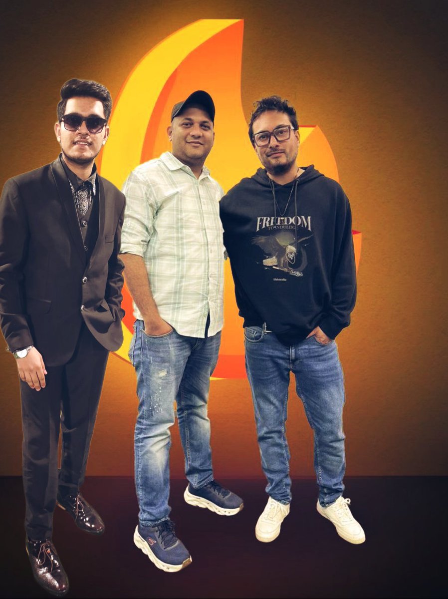 SahilHaroon08's tweet photo. We are overjoyed to feature the Canadian singer Raghav for his latest single "Desperado" and we know he will rock it!
#Chingariapp #Chingari #raghav #SahilHaroon #raghavsinger #desperado #lifeatchingari #chingariwallofstars #SahilHaroonchingariwallofstars @Chingari_IN https://t.co/Wux9J6cvyF