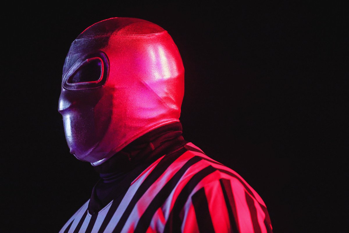 rasslinpics's tweet photo. Nexus, the robotic referee. #superwrestlers #chicago https://t.co/x0uIrpKN2L