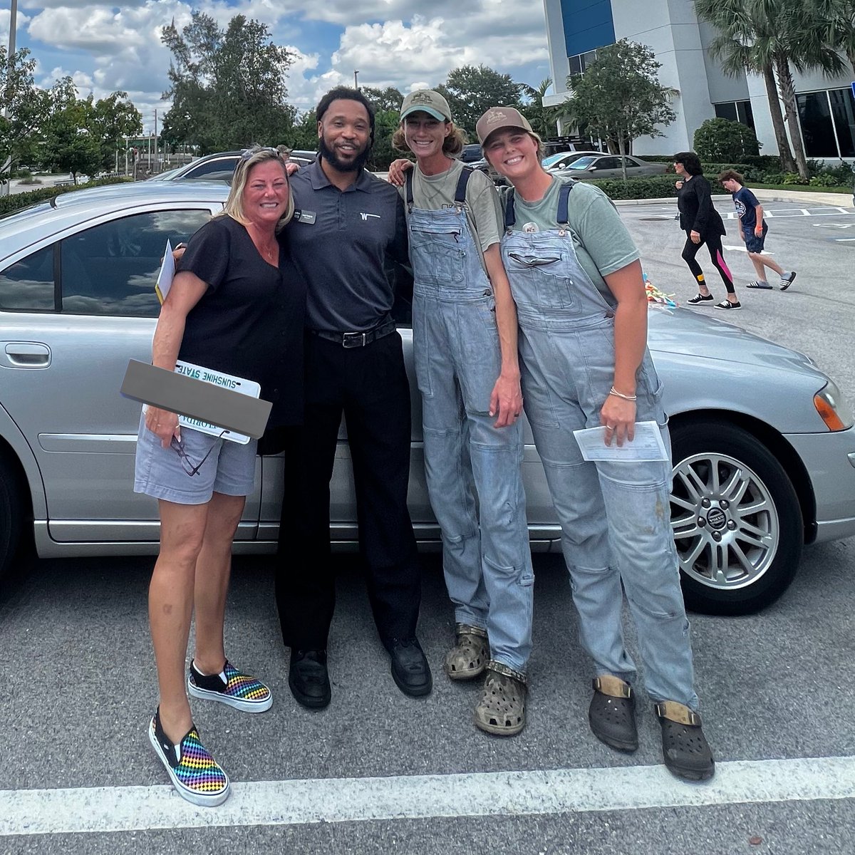 eco sister tweet media