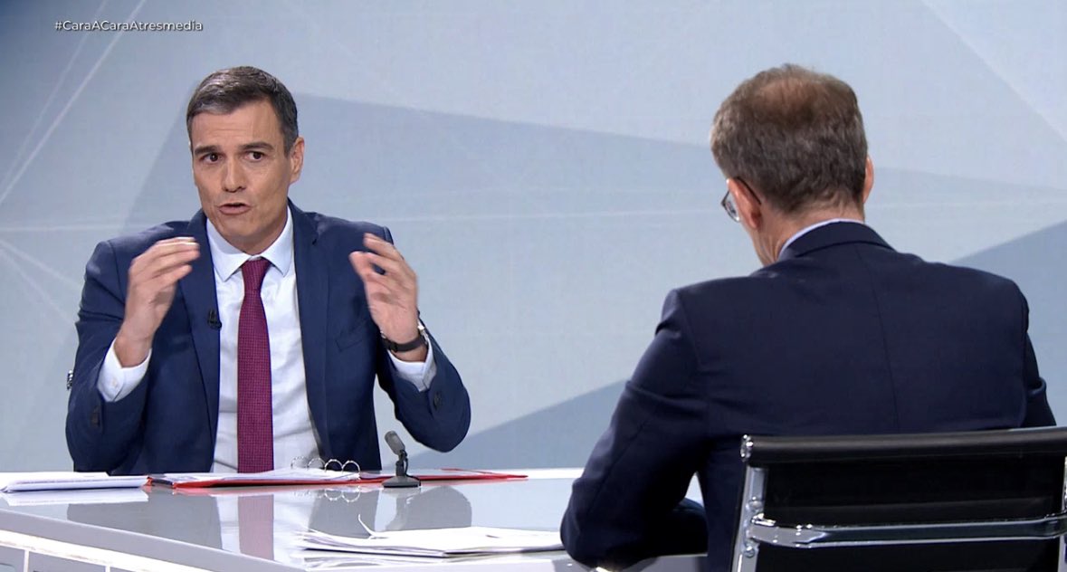 España está creando empleo como nunca, creciendo económicamente y controlando la inflación. <a href="/sanchezcastejon/">Pedro Sánchez</a> 
Todo pese a la invasión rusa de Ucrania. #GanaPedro 
Lideramos el crecimiento económico en Europa.#LaMejorEspaña <a href="/PSOE/">PSOE</a>