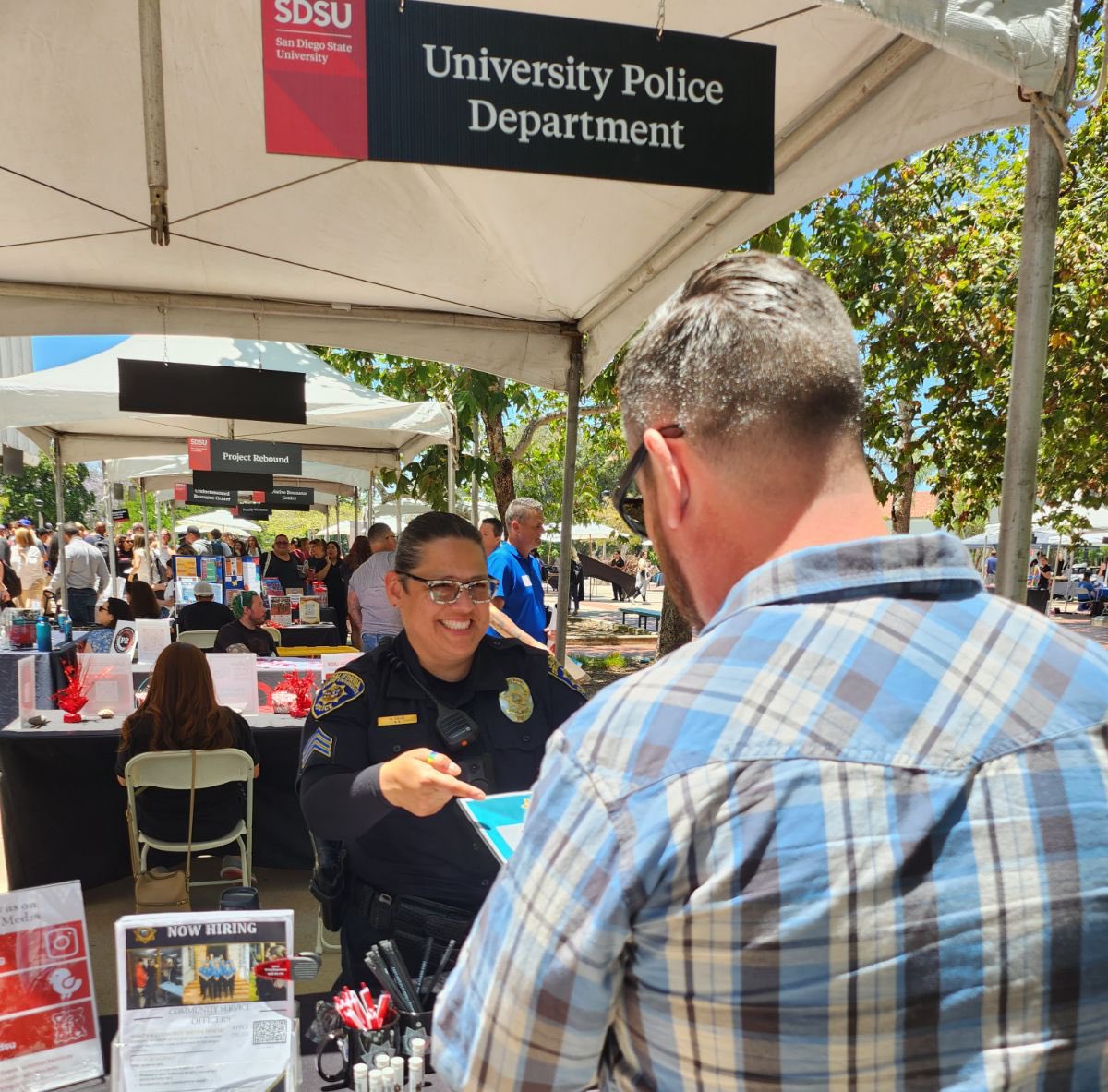 Each New Student &amp; Parent Orientation is an opportunity to meet all our incoming students and their families. We appreciate you taking the time to chat with us! 😎 

#sdsu #sdsustudents #universitypolice #csupolice #sdsubound #upd