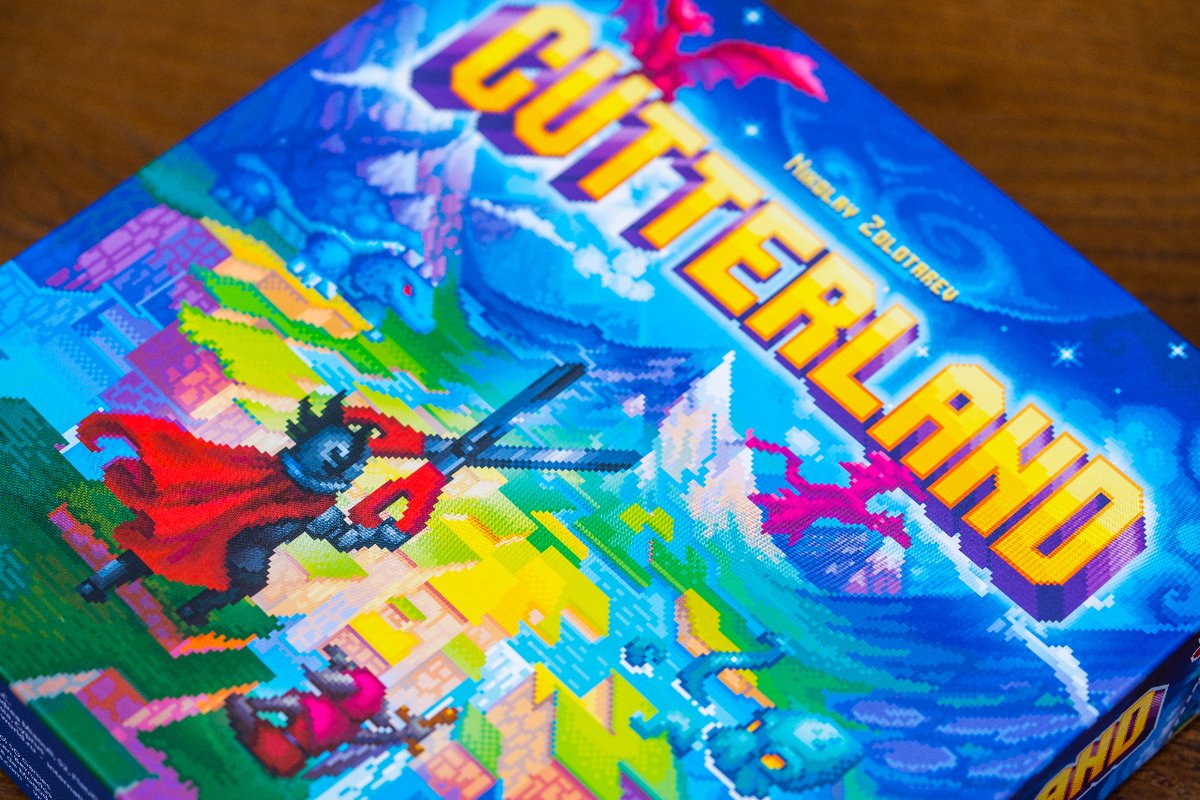 PlaySDGames's tweet photo. Corta las cartas y distribúyelas entre los jugadores con el fin de crear nuevas e increíbles tierras de ensueño, donde habitarán las más increíbles criaturas.
¿Estáis preparados para usar las tijeras en un juego de mesa?
#cutterland https://t.co/y6c5e9p2ze