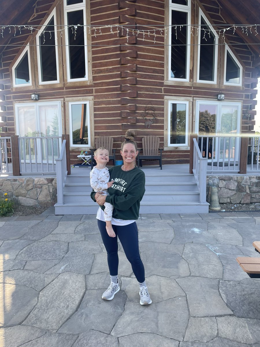 Mrs. Hefta tweet media