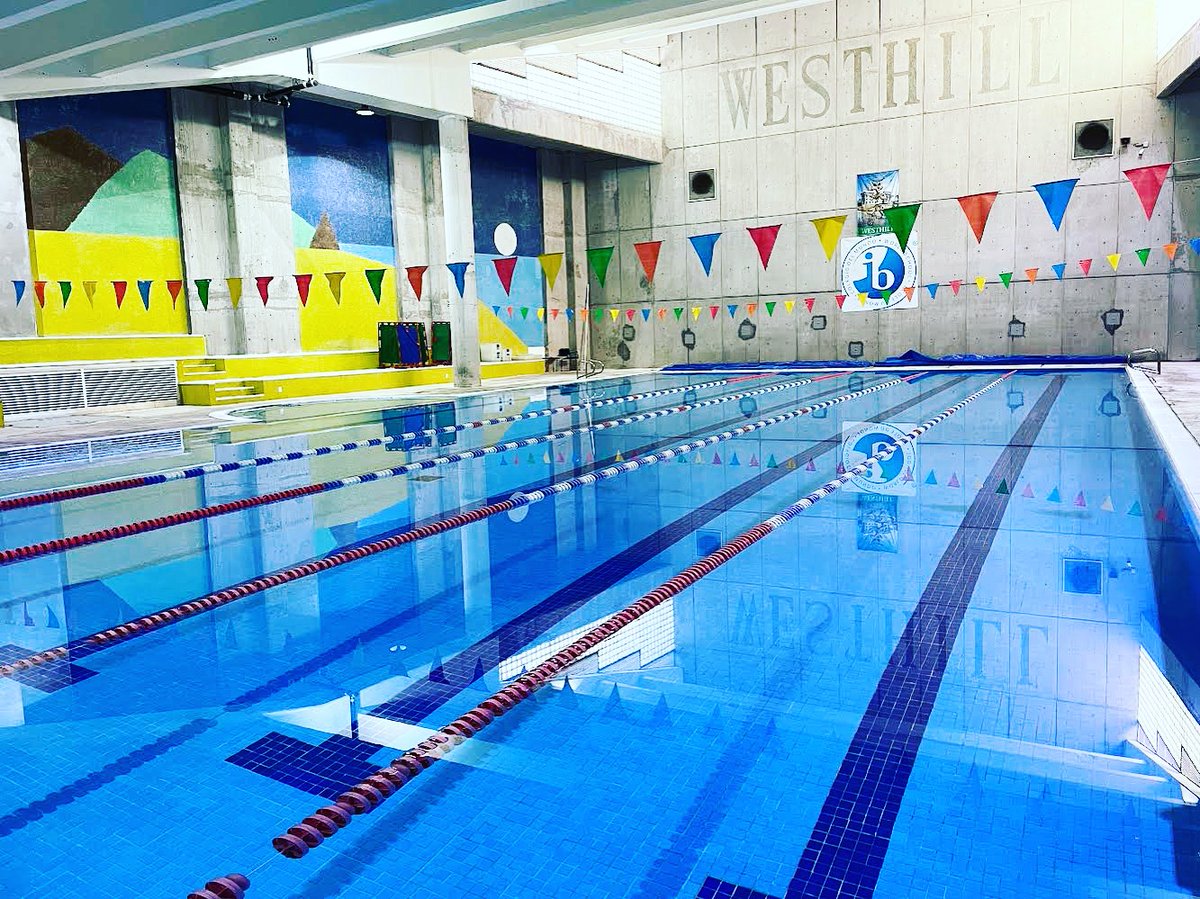 WesthillIns's tweet photo. We are Westhill! 

#Westhillinstitute #ibschool #SantaFe https://t.co/PCp0uoKFrq