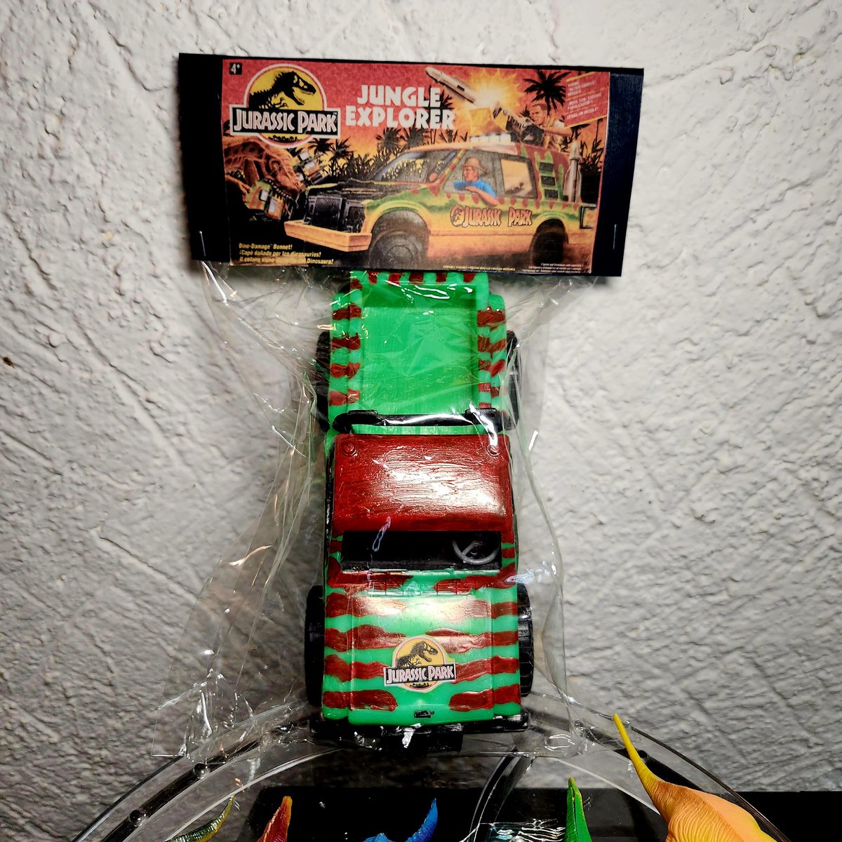 PacoCyborg's tweet photo. Jurassic Park bootleg jungle explorer
#bootlegtoys
#uglytoys
#tiangus https://t.co/imlyU7tUjL