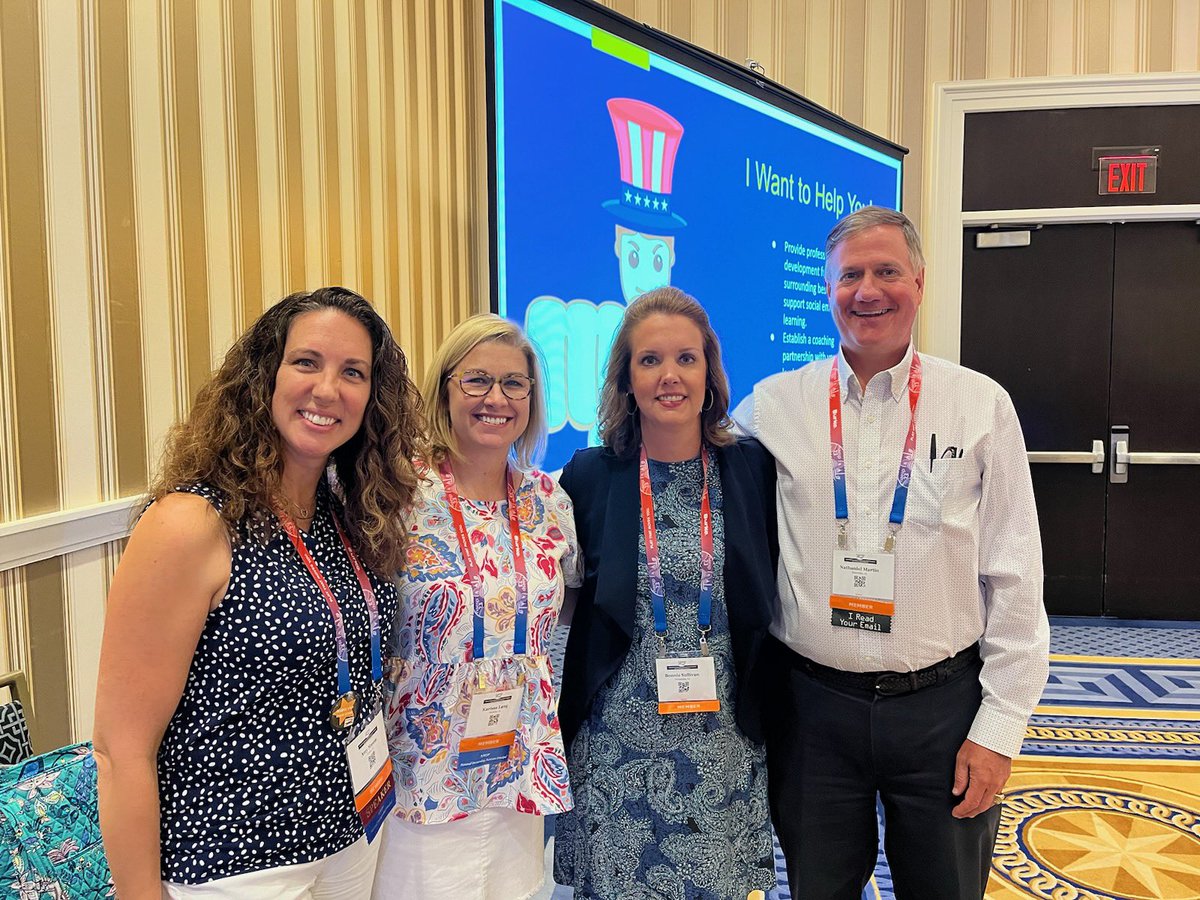 Karissa Lang tweet media