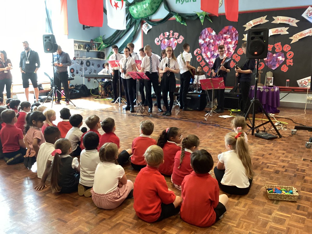 Thank you @music_ahs Swing band of your performance today. Owls and Owlets absolutely loved listening and dancing along. 💃🕺#stlmusic